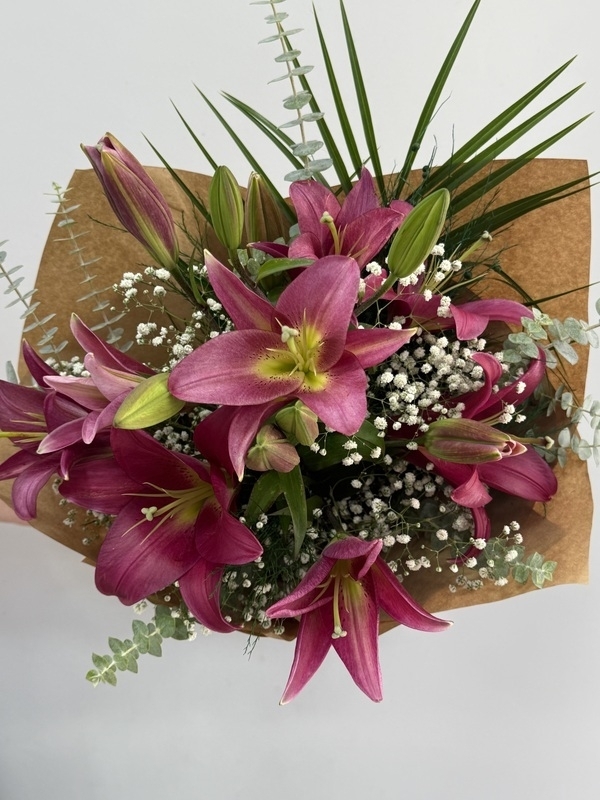 Pembe Lilyum Buketi